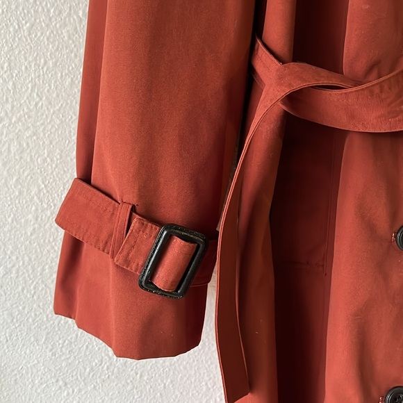 Portrait Vintage Trench Coat Burnt Orange Reddish Brown Measures Small - Picture 3 of 16